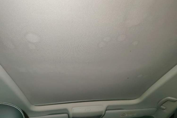 Used Volkswagen Tiguan L 2019 330TSI Automatic Two-Wheel Drive Panoramic Comfort Edition China VI Standard
