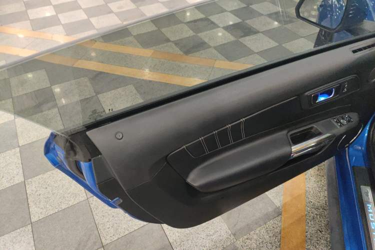 Used Ford Mustang 2019 2.3L EcoBoost
