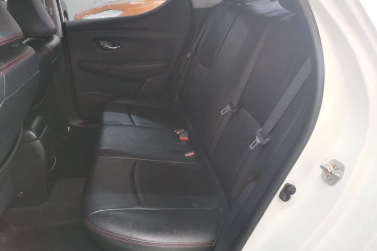 Used Nissan Lannia 2016 1.6L CVT Cool Edition
