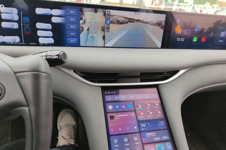 Used  LS6 2025 Ultra-Powerful Lingxi Intelligent Enjoyment Edition
