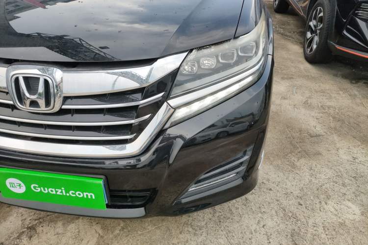 Used Honda Elysion 2016 2.4L Luxury Edition
