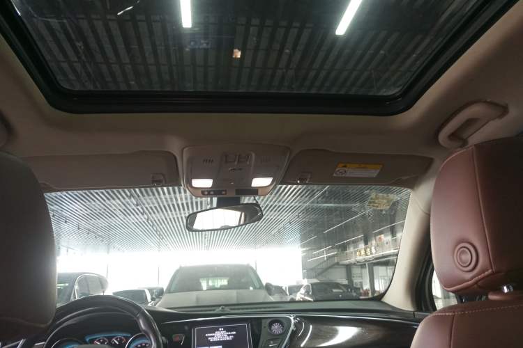 Used Buick Envision 2017 28T Four-Wheel Drive Elite Model
