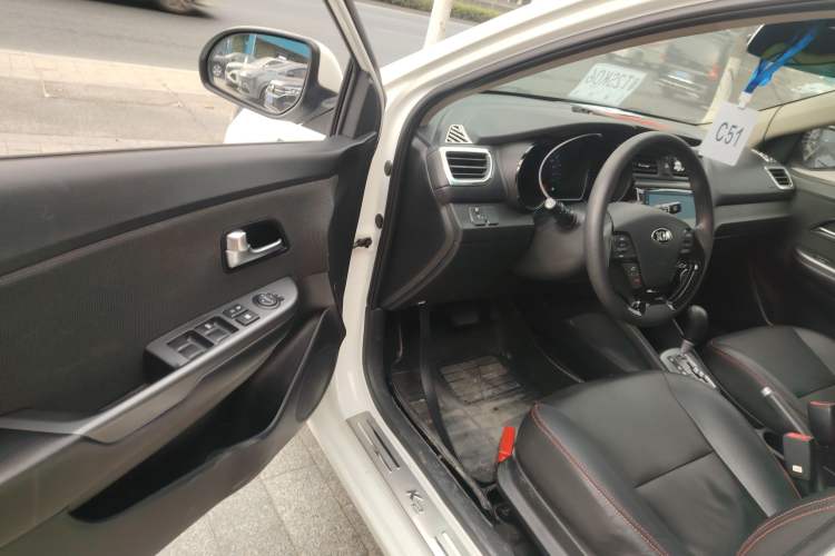 Used Kia K2 2015 Sedan 1.4L Automatic GLS
