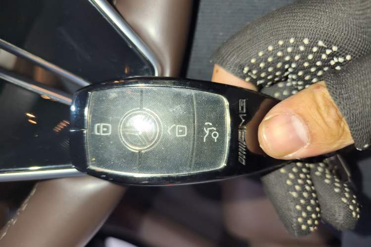 Used Mercedes-Benz E-Class 2023 Facelift E 260 L
