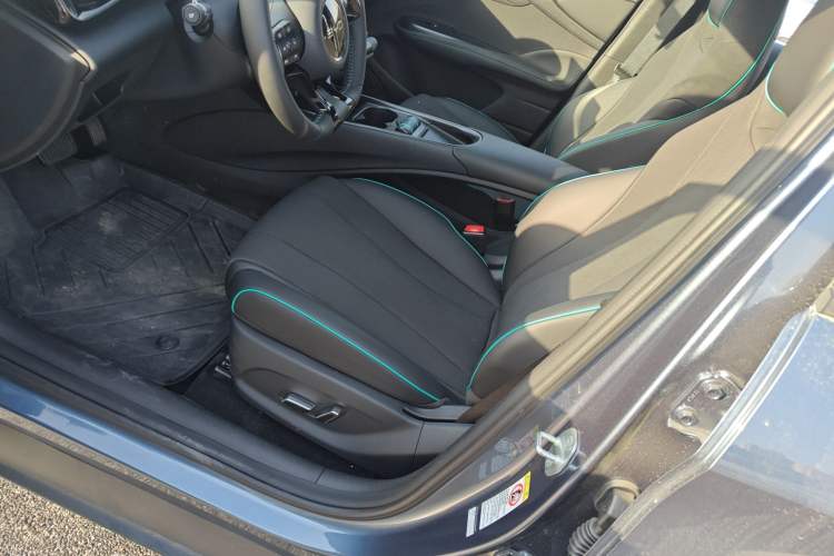 Used BYD Dolphin 2025 420km Free Edition
