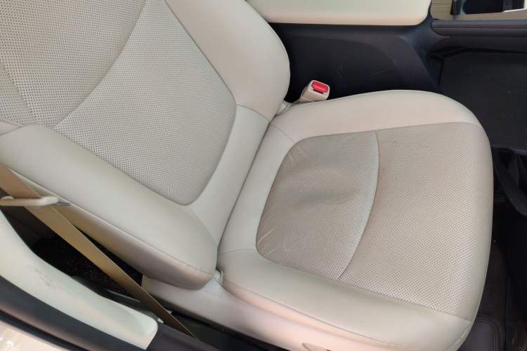 Used Toyota Granvia 2023 2.5L Hybrid Prestige PLUS Edition