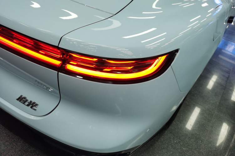 Used VOYAH PASSION 2023 Four-Wheel Drive Standard Edition