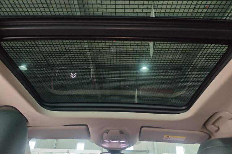 Used Citroen C5 AIRCROSS 2017 380THP Luxury Version
