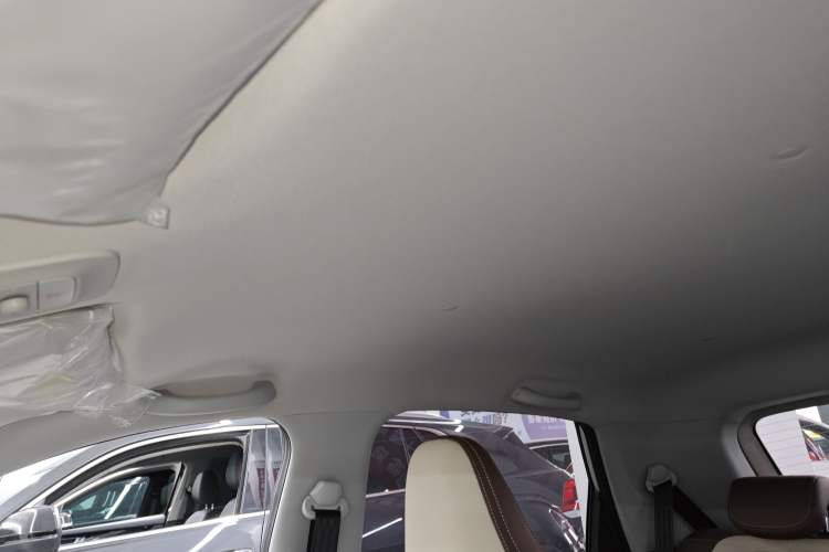 Used Wuling Bingo 2024 333 km Enjoyment Version
