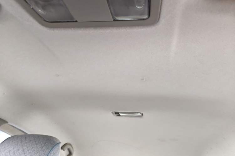 Used Dongfeng Aeolus A60 2014 1.6L Automatic Luxury Model
