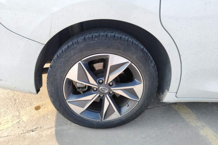 Used GAC Trumpchi M6 2021 270T DCT Elite Edition (7-seater)