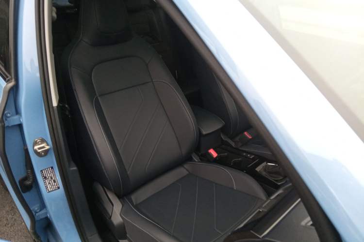 Used Volkswagen Tharu 2025 NewRui 300TSI Prestige Edition