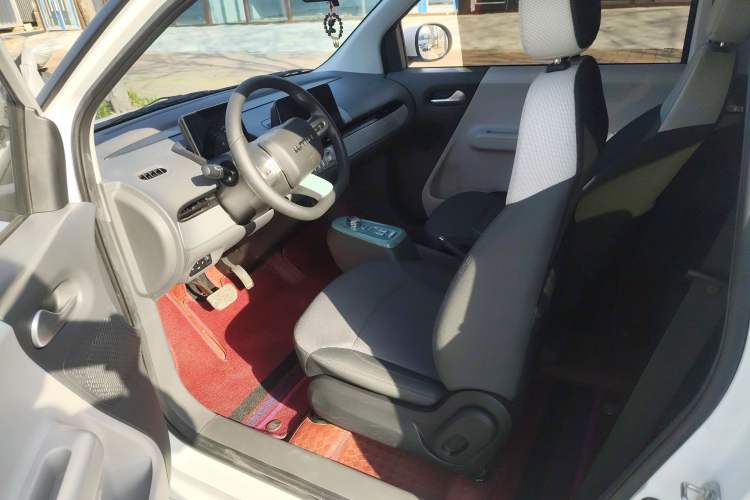 Used  Lumin 2023 301km Honey Dew Edition
