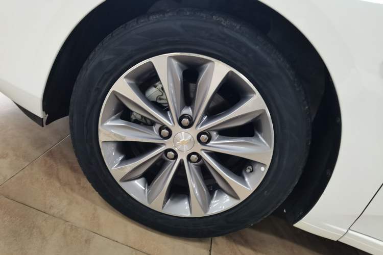 Used Chevrolet Monza 2021 320 Automatic Enjoyment Sunroof Edition