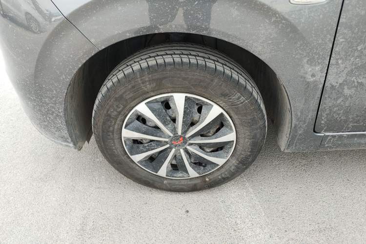 Used Wuling Hongguang New Energy 2024 All-Electric Model 300KM Standard Version
