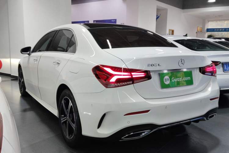 Used Mercedes-Benz A-Class 2022 Revised Version A 200 L Sport Sedan Fashionable Style