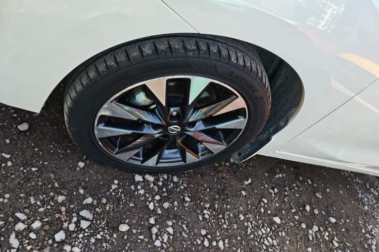 Used Nissan Lannia 2019 1.6L CVT Smart Connect Smart Cool Version China VI Standard
