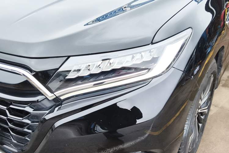 Used Honda UR-V 2020 370TURBO Two-Wheel Drive Luxury Edition
