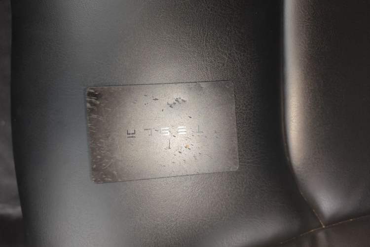 Used Tesla Model 3 2019 Standard Range Rear-Drive Upgraded Version
