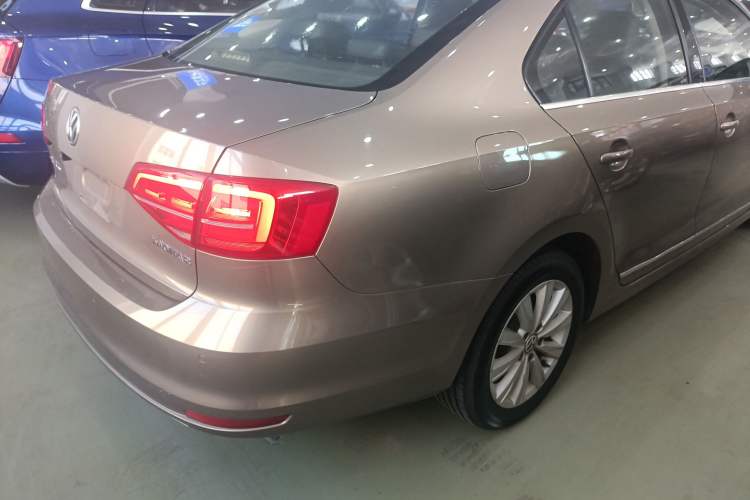 Used Volkswagen Sagitar 2015 1.6L Automatic Comfort Model