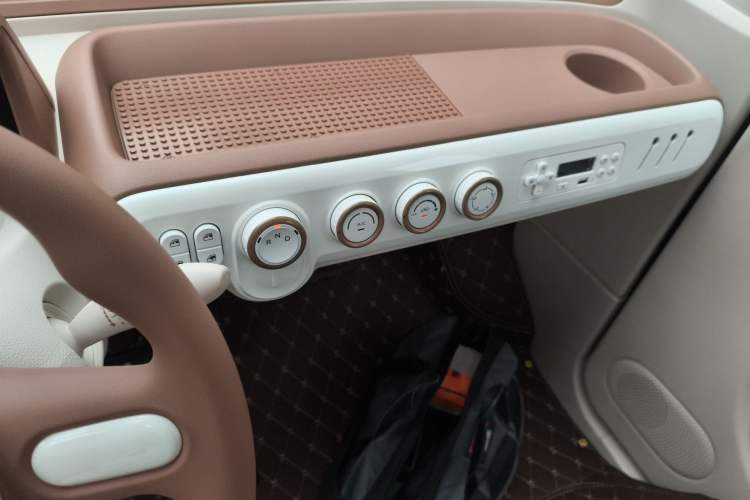 Used Bestune Pony 2025 222km Range Agile Horse
