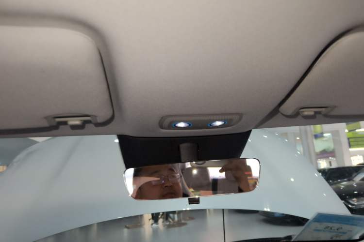 Used BYD Yuan UP 2025 Intelligent Driving Version 401 km Leading Edition