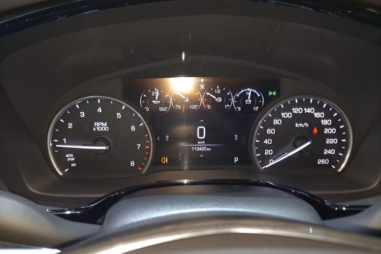 Used Cadillac XT5 2018 25T Luxury Model