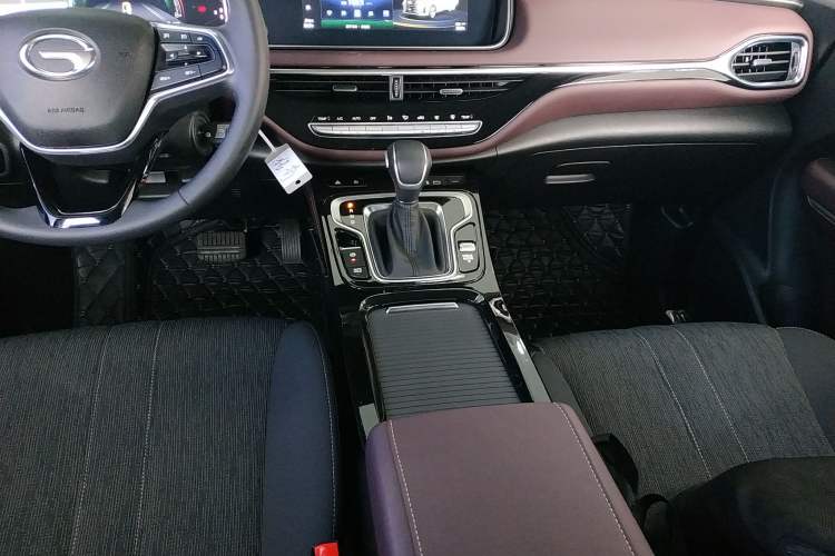 Used GAC Trumpchi M6 2023 PRO 270T DCT Elite Edition
