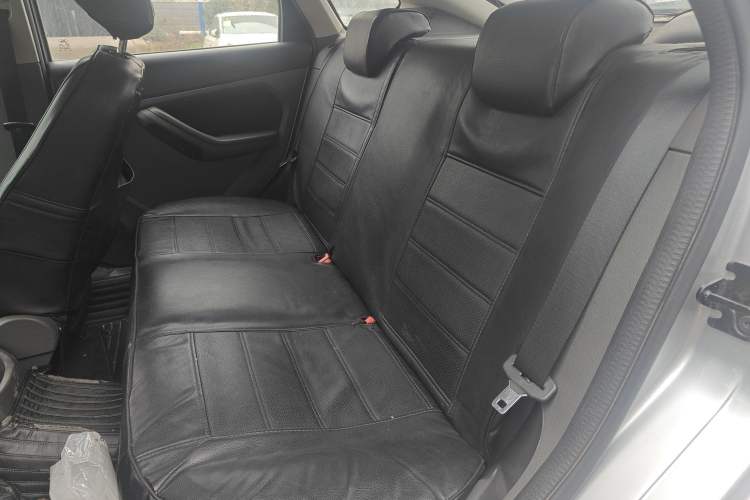 Used Ford Focus 2013 Hatchback Classic 1.8L Manual Base Model