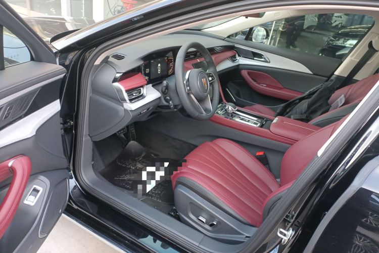 Used Hongqi H5 2025 1.5T DCT Qiyun 500 000th Unit Commemorative Edition
