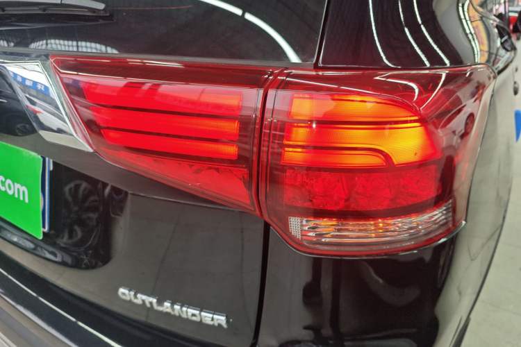 Used Mitsubishi Outlander 2020 2.0L Two-Wheel Drive Enjoyment Version 5 Seats
