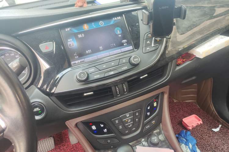 Used Buick Envision 2014 28T Four-Wheel Drive Luxury Model
