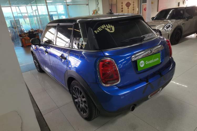 Used  MINI 2015 1.5T COOPER Fun Five-Door Edition
