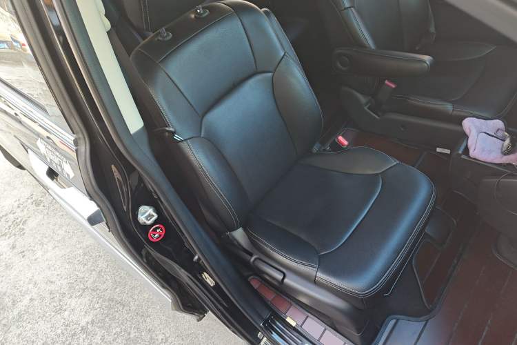 Used Honda Elysion 2016 2.4L Classic Edition
