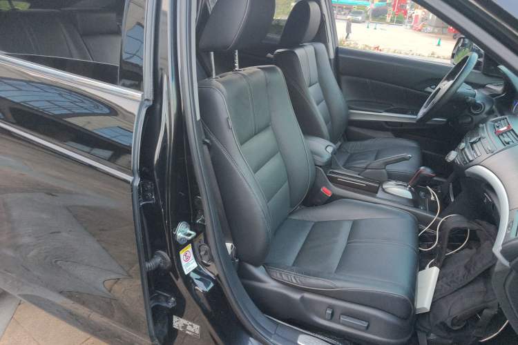 Used Honda Crosstour 2012 2.4L Luxury Edition
