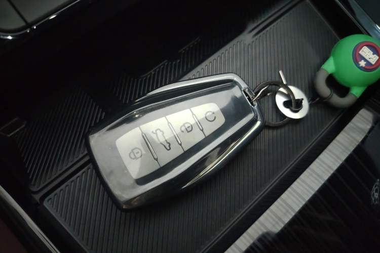 Used Geely Auto Monjaro L 2024 2.0TD High-Power Automatic Two-Wheel Drive Yunqi Version