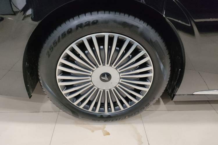 Used VOYAH Dream 2025 PHEV Four-Wheel-Drive Flagship Kunpeng Edition