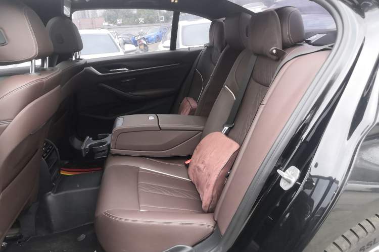 Used BMW 5 Series 2022 Restyled 530Li Leading Edition M Sport Package
