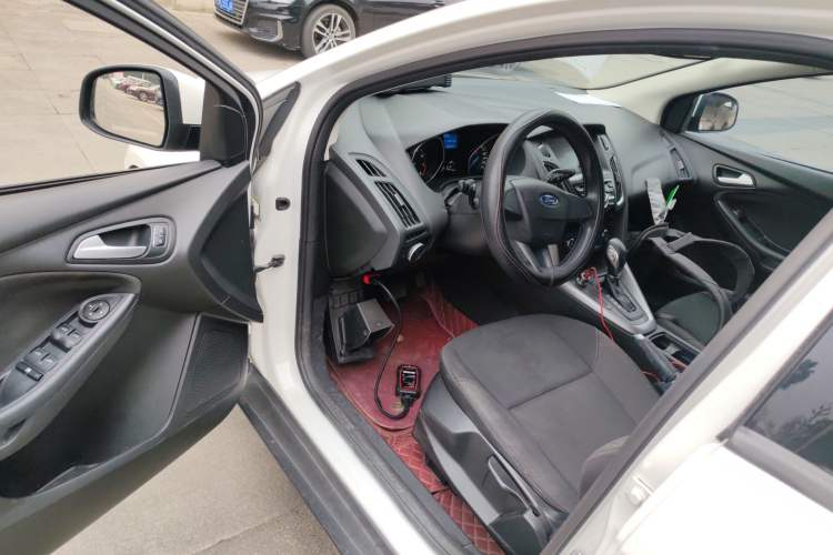 Used Ford Focus 2017 Hatchback 1.6L Automatic Comfort Plus SmartDrive Edition