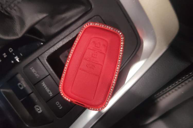 Used Toyota Wildlander 2023 2.0L CVT Two-Wheel Drive Prestige Version
