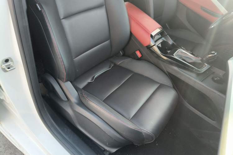 Used MG 5 2022 180 DVVT CVT Youth Luxury Edition
