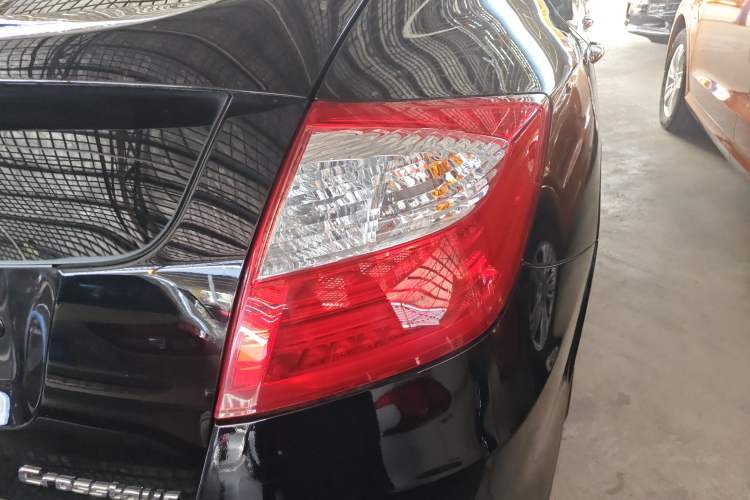 Used Honda Crosstour 2014 2.4L Luxury Edition
