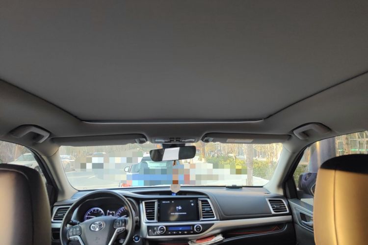 Used Toyota Highlander 2018 2.0T Four-Wheel Drive Prestige Version 7 Seats China V Emission Standard
