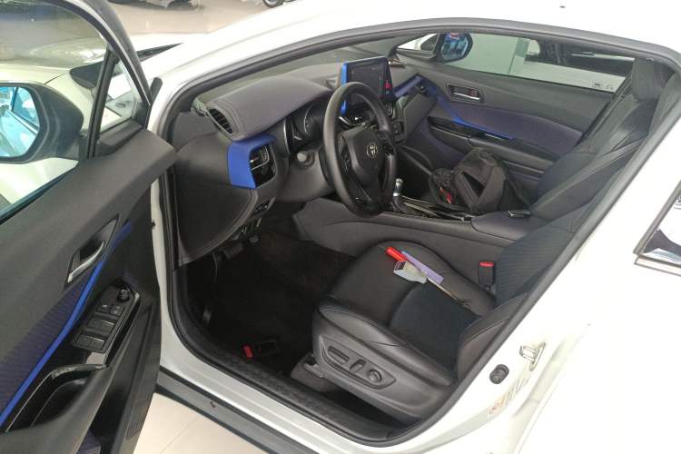 Used Toyota C-HR 2020 2.0L Leading Edition
