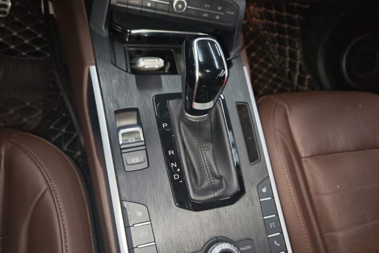 Used Wey VV7 2017 2.0T Flagship Edition