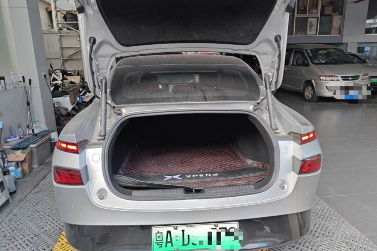 Used XPeng P7 2024 P7i 550 Pro