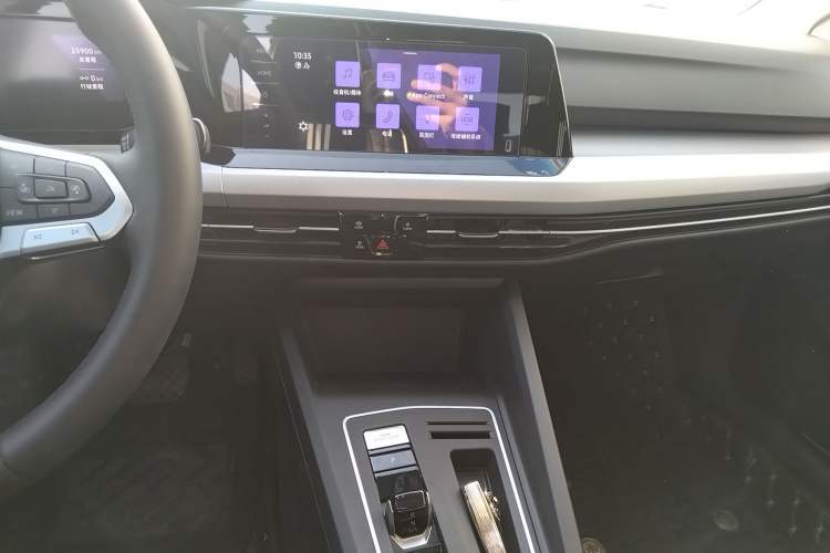 Used Volkswagen Golf 2023 Facelift 280TSI DSG Pro
