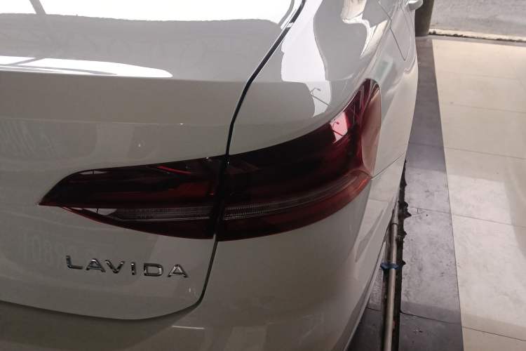 Used Volkswagen Lavida 2024 1.5L Automatic DeYi Edition