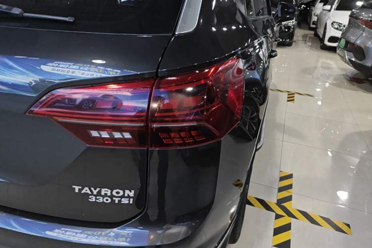 Used Volkswagen Tayron 2019 330TSI Two-Wheel Drive Luxury Model China VI Standard