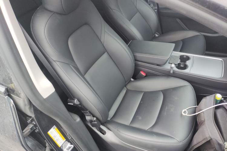 Used Tesla Model Y 2024 Rear-Wheel-Drive Version
